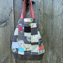 Load image into Gallery viewer, Patchwork tote - Thistle