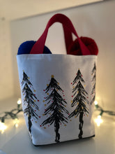 Load image into Gallery viewer, Spruce trees holiday bag