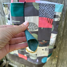 Load image into Gallery viewer, Patchwork tote - Thistle
