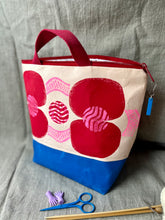 Load image into Gallery viewer, XL  Zipper project bag - Pink and red shapes
