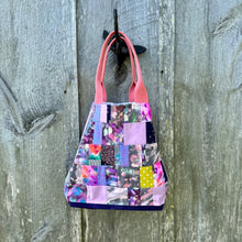 Load image into Gallery viewer, Patchwork bag with wrist handles in mauve