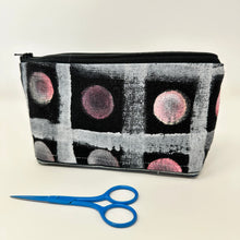 Load image into Gallery viewer, Notions bag with sturdy waxed canvas bottom - scrappy linen bags