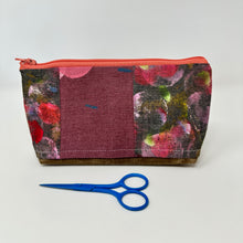 Load image into Gallery viewer, Notions bag with sturdy waxed canvas bottom - scrappy linen bags