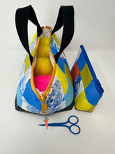 Load image into Gallery viewer, Zipper scrappy bag boxy yellow and blue