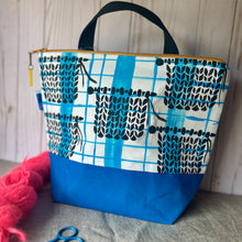 Load image into Gallery viewer, XL Zipper project bag - swatch!