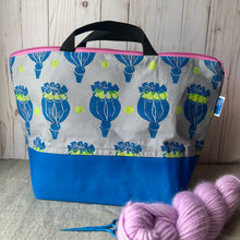 Load image into Gallery viewer, Purl- A sweater quantity project bag , Poppies