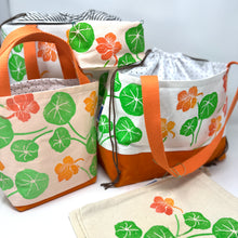 Load image into Gallery viewer, Drawstring tote - Nasturtiums