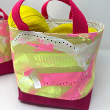 Load image into Gallery viewer, Scrappy square tubs