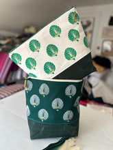 Load image into Gallery viewer, XL project bag -Collaboration preorder for Moon blossom
