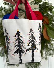 Load image into Gallery viewer, Spruce trees holiday bag
