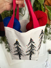 Load image into Gallery viewer, Spruce trees holiday bag
