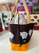 Load image into Gallery viewer, Drawstring tote- Sheepies
