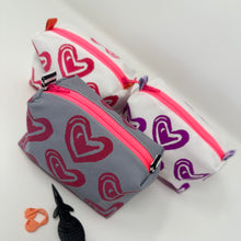 Load image into Gallery viewer, Mini Boxy bottom notions bags - HEARTS
