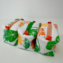 Load image into Gallery viewer, Mini boxy bottom notions bag - Nasturtiums
