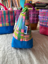 Load image into Gallery viewer, XL  Zipper project bag - Hand Painted check pattern - Turqoise
