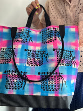 Load image into Gallery viewer, Medium Tote with two sized handles - Swatch
