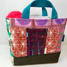 Load image into Gallery viewer, Mini scrappy bag
