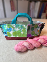 Load image into Gallery viewer, The Roly-poly tote - Patchwork
