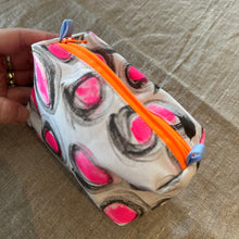 Load image into Gallery viewer, Mini boxy bottom notions bag - Hot pink dots
