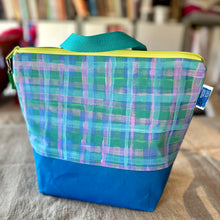 Load image into Gallery viewer, XL project bag - Blue check
