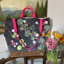 Load image into Gallery viewer, PRE-ORDER My flower garden
