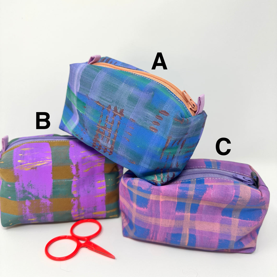 Mini Boxy bottom notions bags - Painted fabric- plaid blue and purple