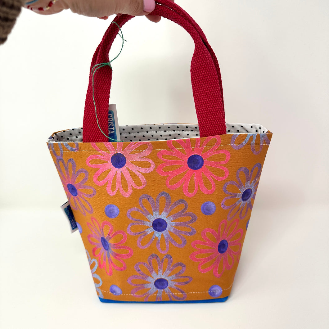 Small Tote - Daisies