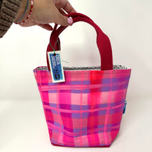 Load image into Gallery viewer, Small Tote - Painted check pattern
