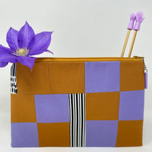 Load image into Gallery viewer, Lavender and gold

